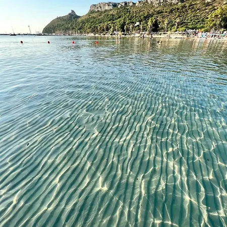 Colombo Palace - Eden Via Perda Bona 35a Куарту-Сант'Элена